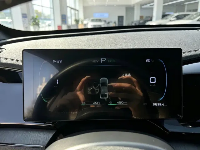 BYD Qin PLUS — Фото автомобиля 9