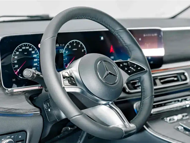 Mercedes-Benz V-Class — Фото автомобиля 9