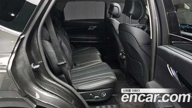Genesis GV80 — Фото автомобиля 11