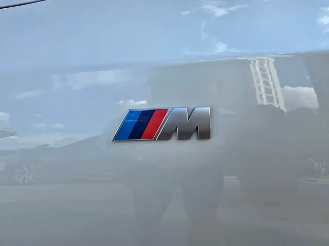 BMW 5 Series — Фото автомобиля 9