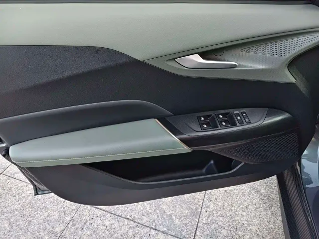 Changan Lamore — Фото автомобиля 14