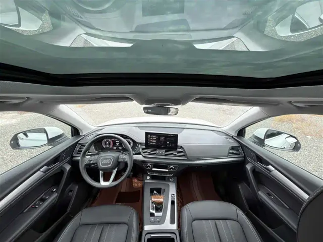 Audi Q5L — Фото автомобиля 10