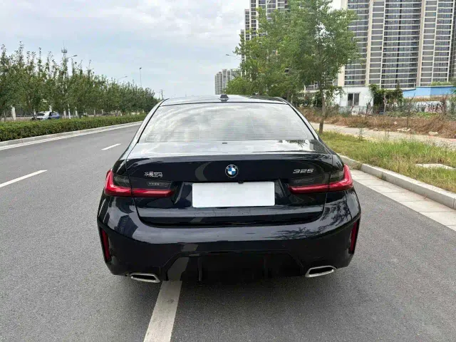 BMW 3 Series — Фото автомобиля 8