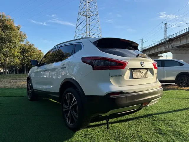 Nissan Qashqai 2022 2.0L CVT XV Prem Luxury Edition — Фото автомобиля 4