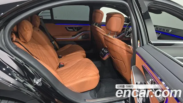 Mercedes-Benz S-Class — Фото автомобиля 11
