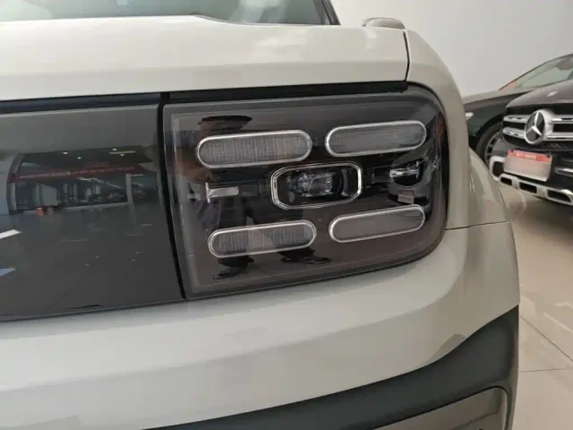 Baojun Yep Plus — Фото автомобиля 23