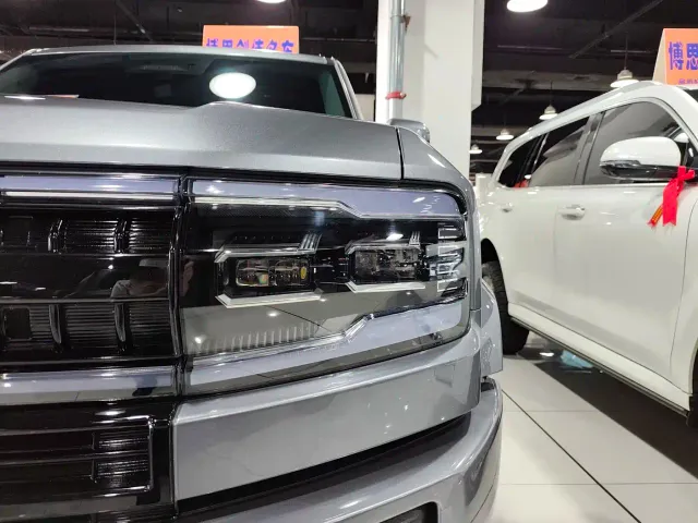 BYD FangChengBao Leopard 5 — Фото автомобиля 19