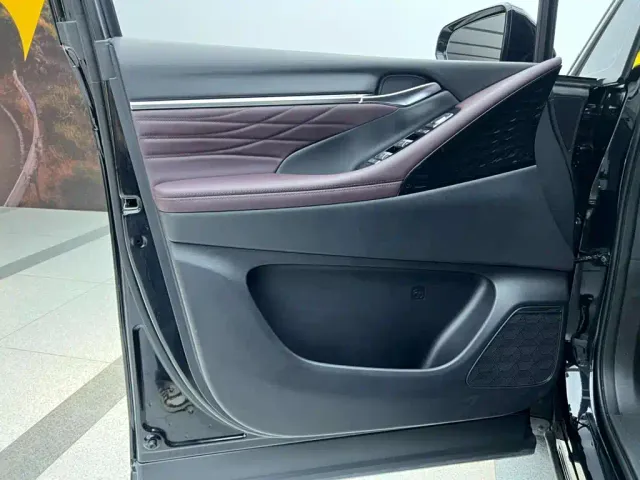 GAC Trumpchi M8 — Фото автомобиля 11