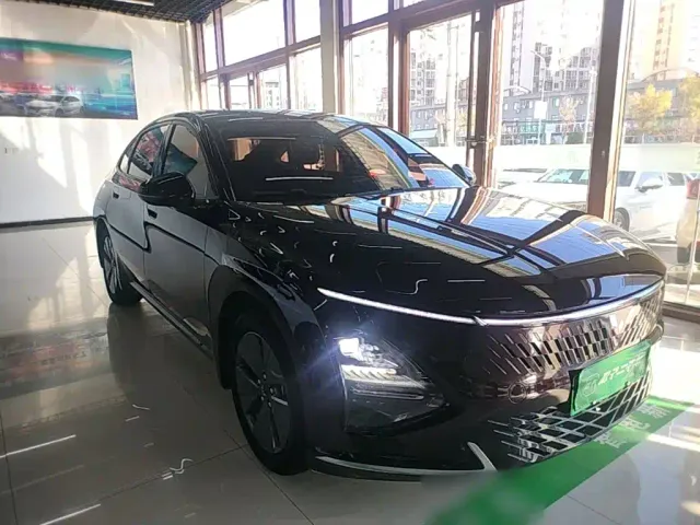 Wuling Starlight — Фото автомобиля 3