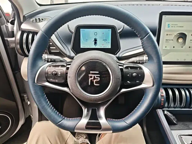 BYD Yuan PLUS — Фото автомобиля 10