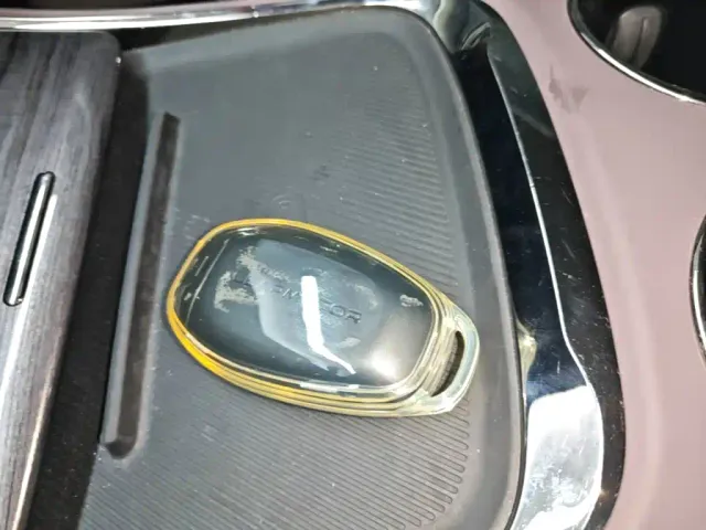 Leapmotor C11 — Фото автомобиля 8