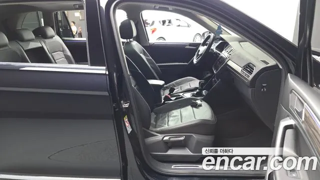 Volkswagen Tiguan — Фото автомобиля 26