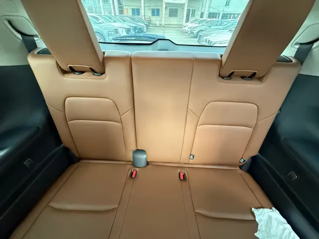 Nissan Terra — Фото автомобиля 10