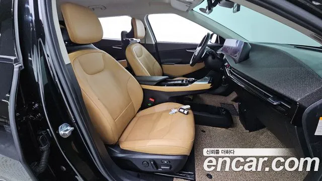 Kia EV6 — Фото автомобиля 16