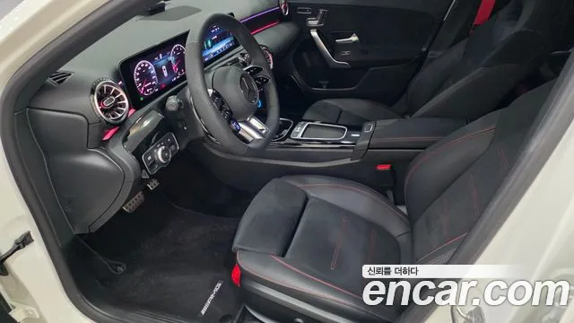Mercedes-Benz A-Class W177 — Фото автомобиля 10