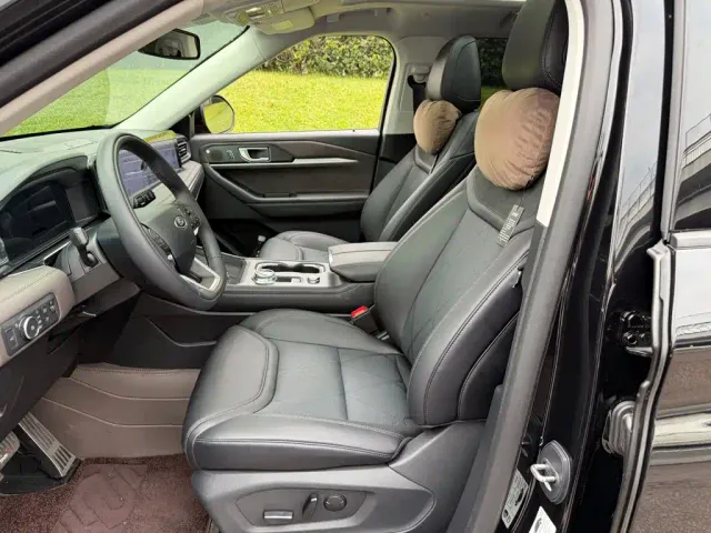 Ford Explorer — Фото автомобиля 8