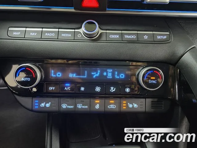 Hyundai AVANTE Новый Avante (CN7) — Фото автомобиля 12