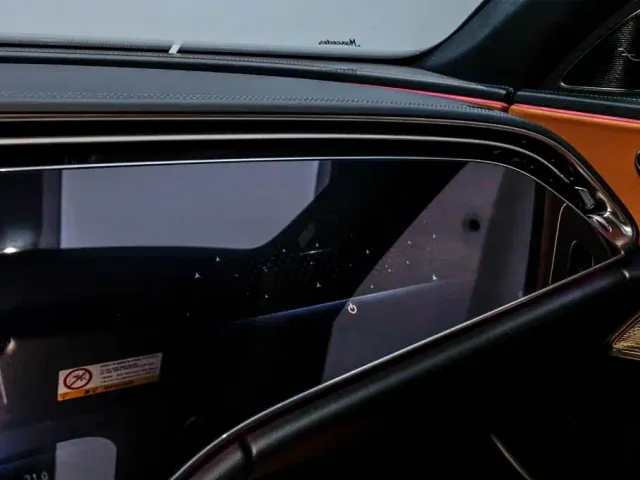 Mercedes-Benz E-Class — Фото автомобиля 20