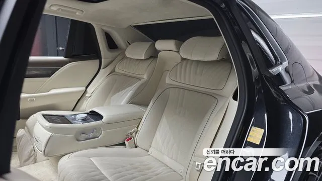 Genesis G90 RS4 — Фото автомобиля 12