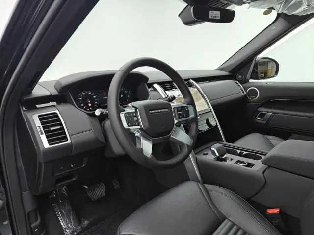 Land Rover Discovery — Фото автомобиля 26