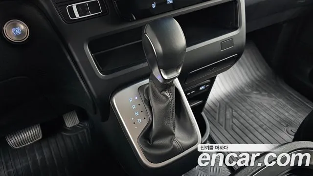 Hyundai Staria — Фото автомобиля 12