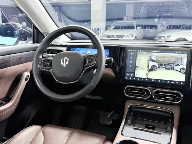 Leapmotor C11 — Фото автомобиля 7