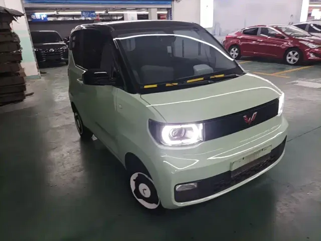 Wuling Hongguang Mini EV — Фото автомобиля 21