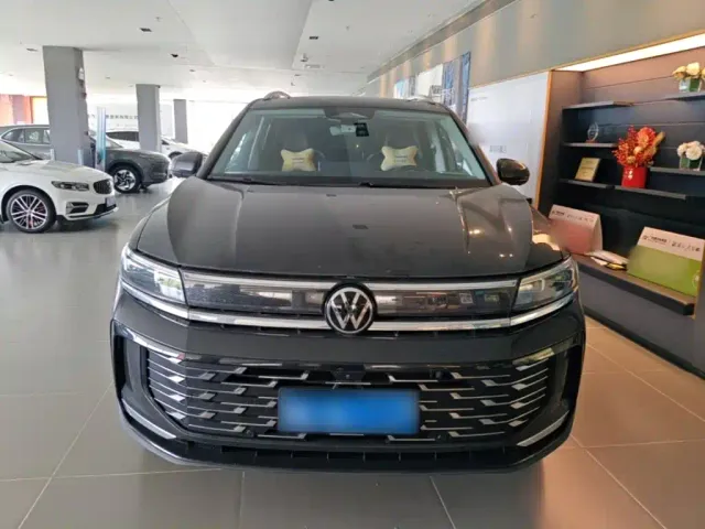 Volkswagen Talagon — Фото автомобиля 2