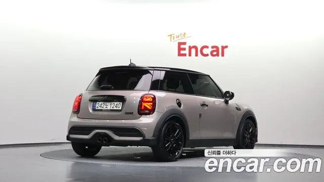 MINI Cooper — Фото автомобиля 2