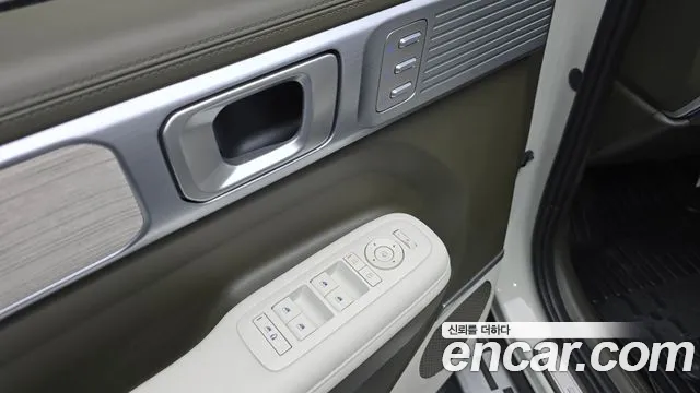 Hyundai Santa Fe MX5 — Фото автомобиля 21