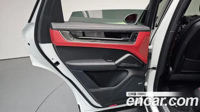 Porsche Cayenne PO536 — Фото автомобиля 14