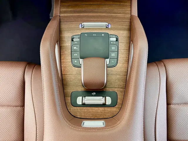 Mercedes-Benz GLS-Class — Фото автомобиля 19