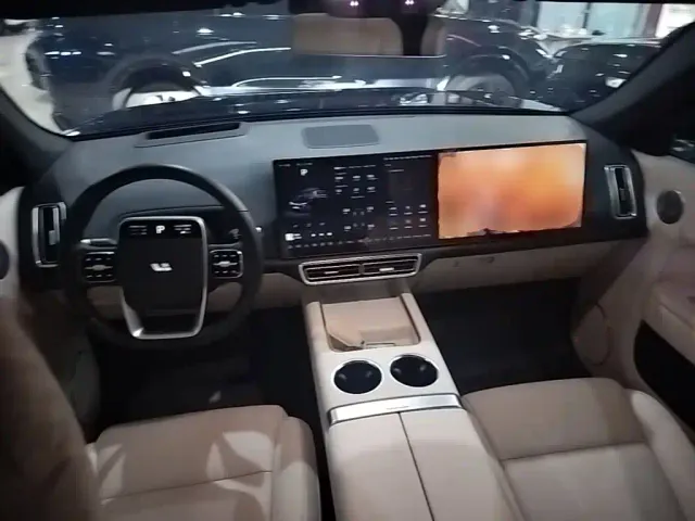 Li Auto L7 — Фото автомобиля 9