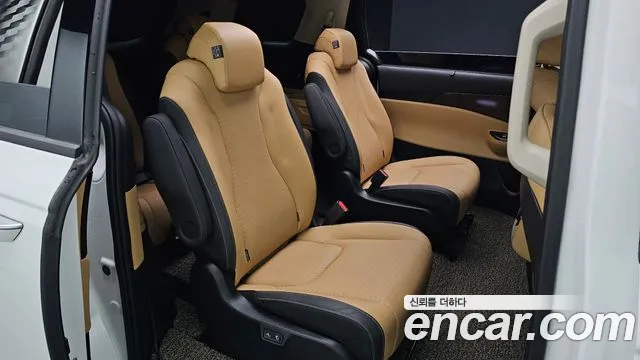 Kia Carnival 4th Gen — Фото автомобиля 10