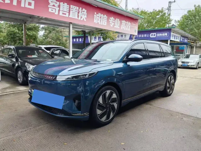 Фотография автомобиля — Dongfeng eπ 008