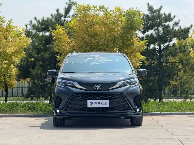 Toyota Granvia — Фото автомобиля 2