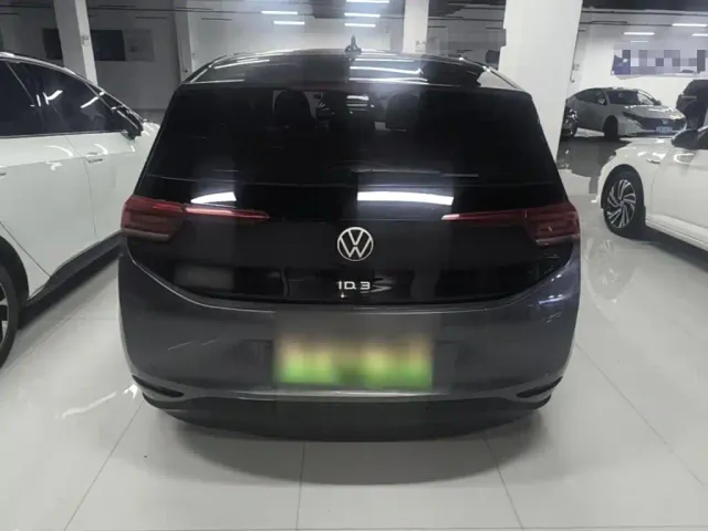 Volkswagen ID.3 — Фото автомобиля 5