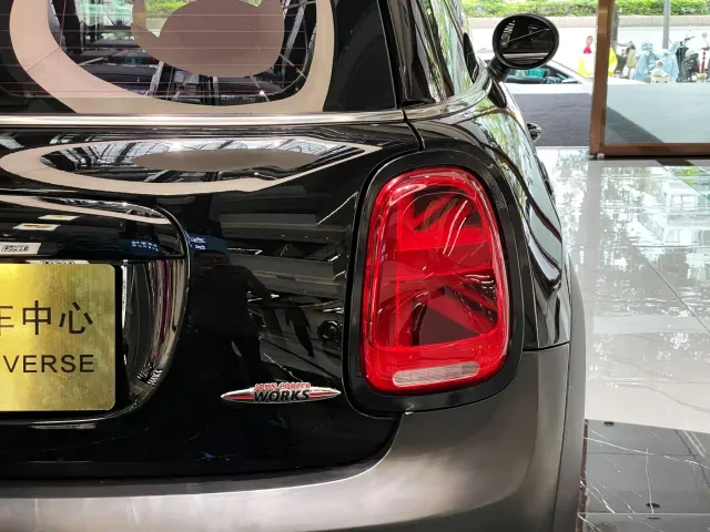 MINI Hatch — Фото автомобиля 18