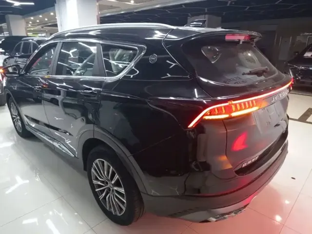 Jetour X70 Plus — Фото автомобиля 4