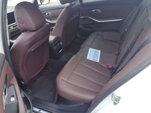 BMW 3 Series — Фото автомобиля 21