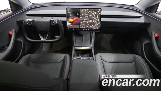 Tesla Model 3 — Фото автомобиля 3