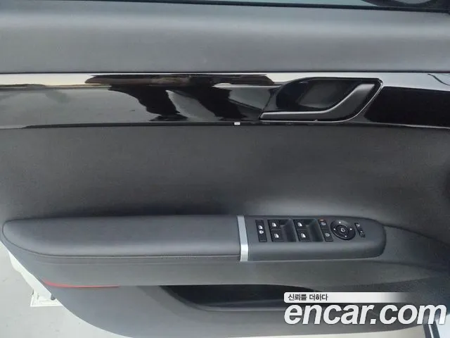 Hyundai Grandeur Grandeur (GN7) — Фото автомобиля 10