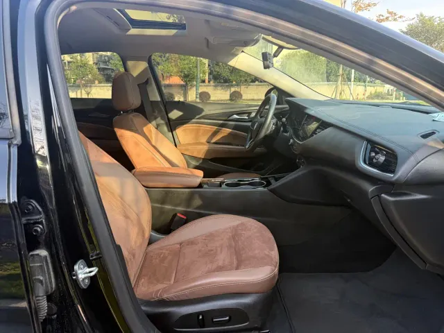 Buick Regal — Фото автомобиля 14