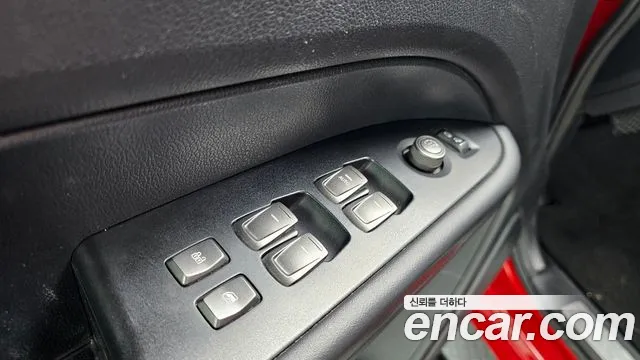KG_Mobility_Ssangyong Rexton Новый Rexton Sport Khan Дизель 2.2 4WD — Фото автомобиля 23