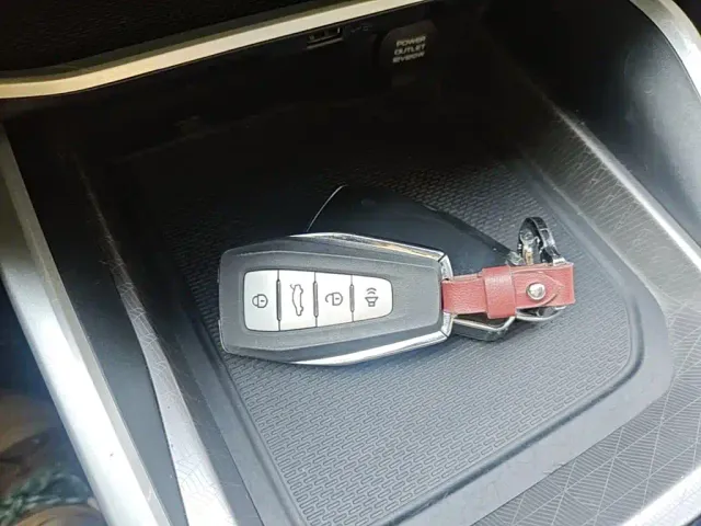 Geely Emgrand — Фото автомобиля 8