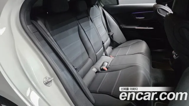 Mercedes-Benz C-Class W206 — Фото автомобиля 11