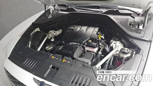 Genesis GV80 — Фото автомобиля 9
