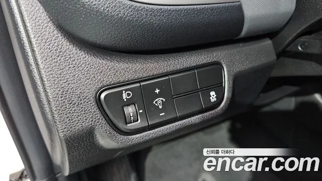 Kia Seltos New — Фото автомобиля 24