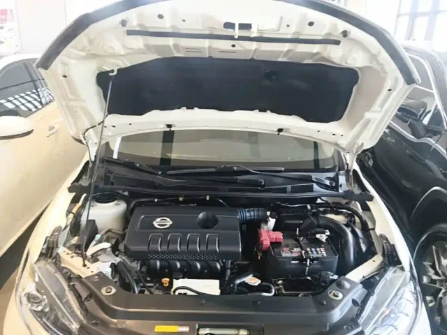 Nissan Tiida — Фото автомобиля 19