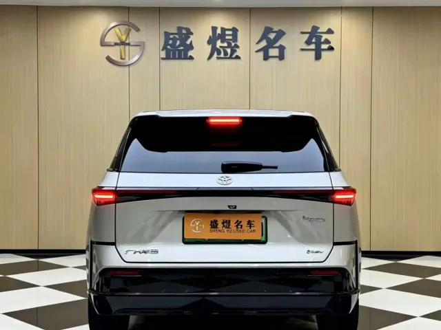 Toyota BoZhi 3X — Фото автомобиля 3